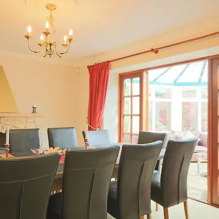 Idyllic Vine Farmhouse Holiday home *