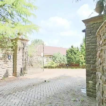 Idyllic Vine Farmhouse 度假居 *